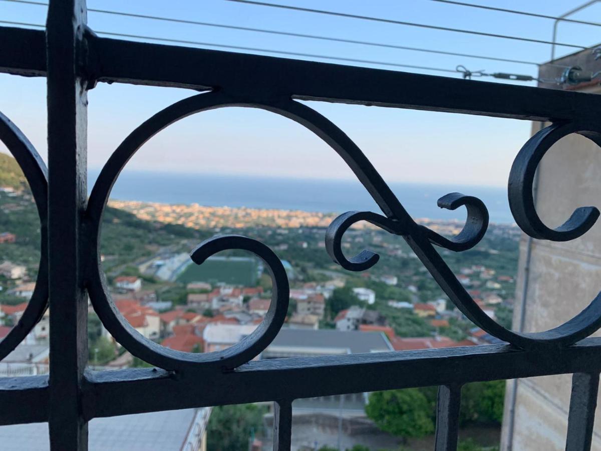 Apartament Il Nido Delle Rondini Formia Zewnętrze zdjęcie