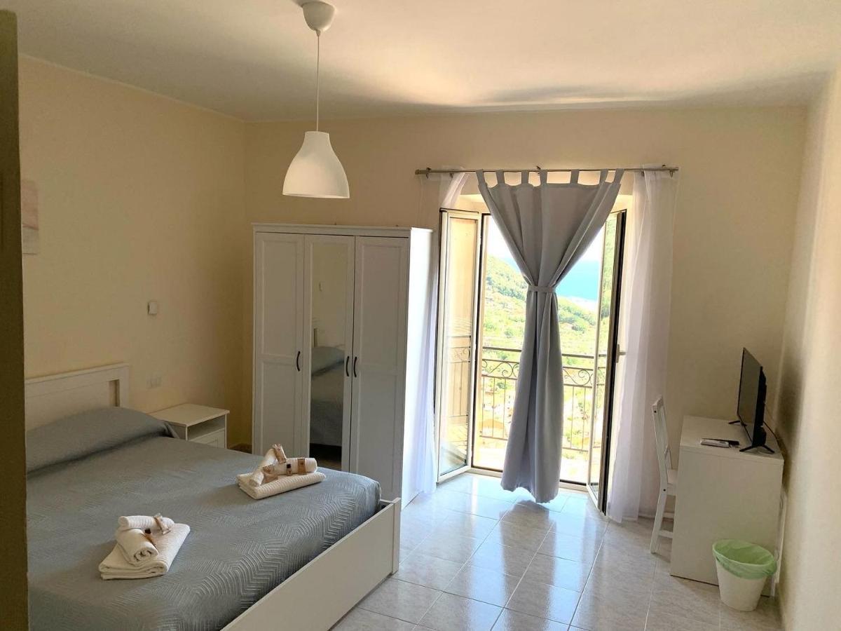 Apartament Il Nido Delle Rondini Formia Zewnętrze zdjęcie